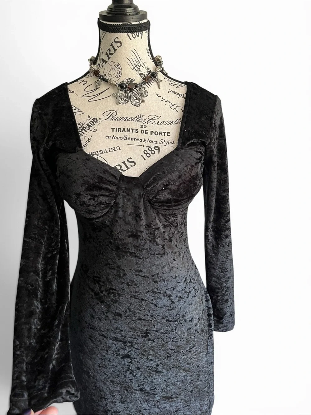 🇨🇦 Vintage 90s Le Château Black Crushed Velvet Bodycon Dress Goth Witchy Medium - Picture 3 of 9